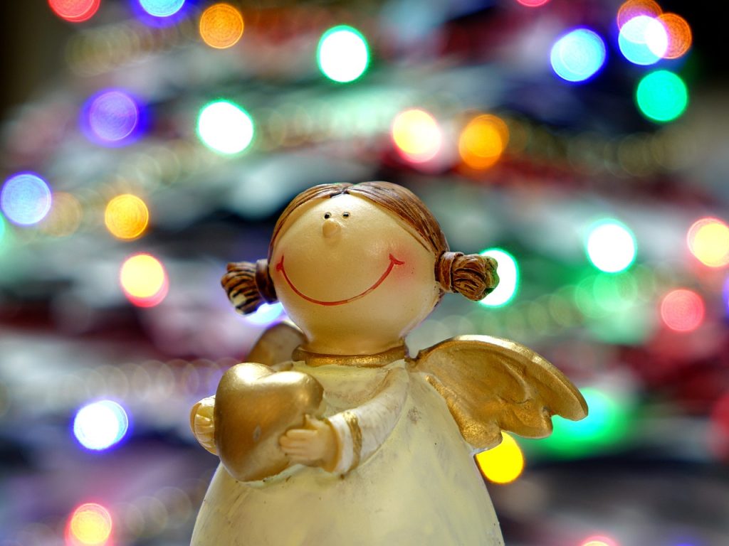 découvrez notre collection d'ornements de noël à colorier ! laissez libre cours à votre créativité en personnalisant des motifs festifs qui égayeront votre saison des fêtes. parfait pour les enfants et les adultes, des heures de plaisir en perspective !
