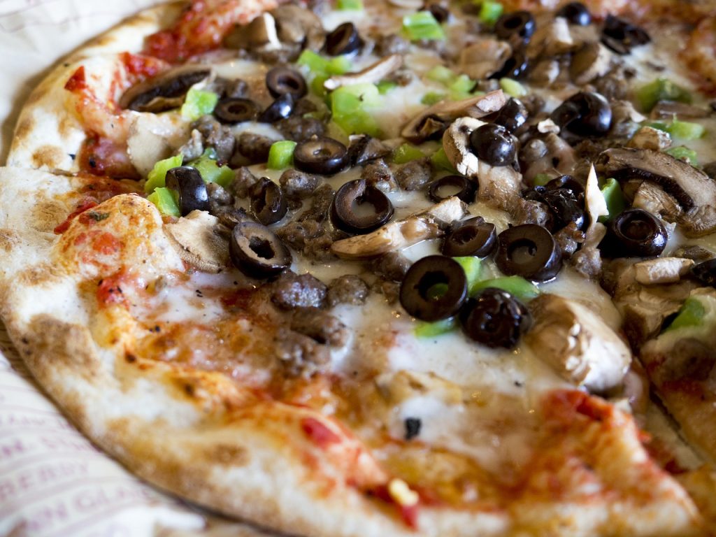 découvrez l'art de la pizza avec notre sélection délicieuse de recettes traditionnelles et modernes. dégustez des saveurs authentiques, des ingrédients frais et un savoir-faire exceptionnel qui feront de chaque bouchée un vrai régal. commandez dès maintenant et savourez le meilleur de la pizza !