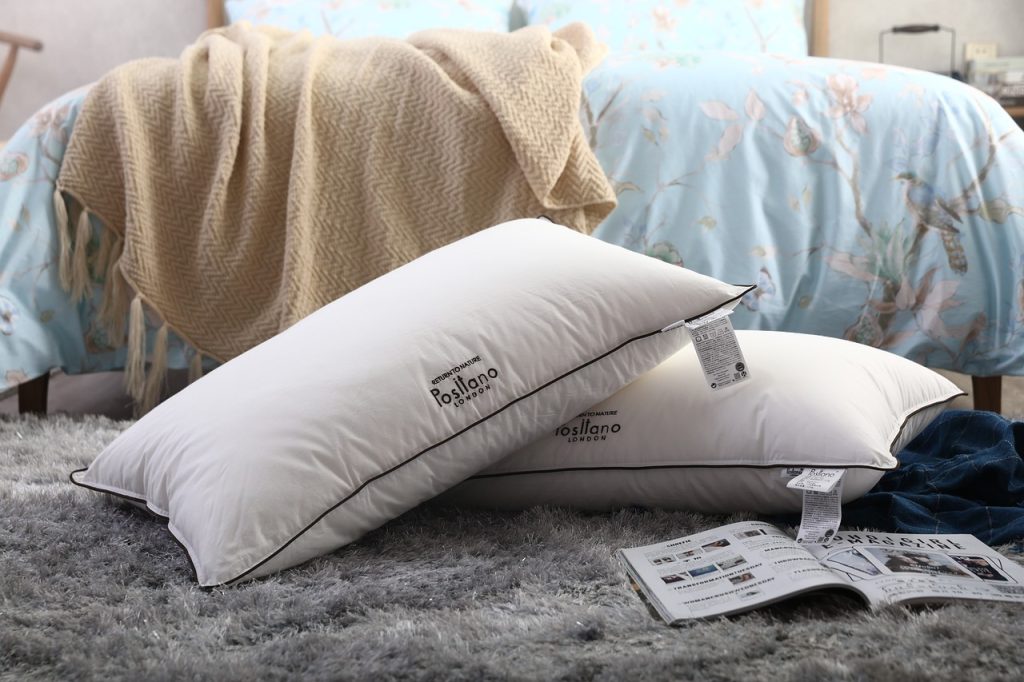 découvrez notre large sélection de literie de qualité supérieure, incluant draps, housses de couette et coussins, pour transformer votre chambre en un havre de paix et de confort. profitez d'un sommeil réparateur avec nos matières douces et respirantes.