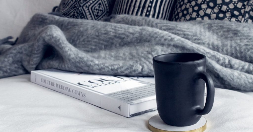 découvrez les oreillers de lecture, conçus pour offrir un confort optimal pendant vos moments de lecture. profitez d'un soutien ergonomique qui vous permettra de plonger dans vos livres préférés sans fatigue. idéal pour les amateurs de lecture, ces oreillers ajoutent une touche de style et de bien-être à votre espace de détente.