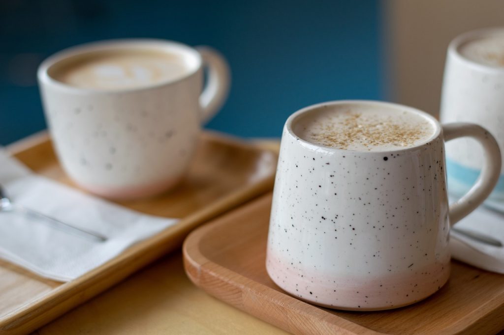 découvrez notre tasse de noël personnalisée, parfaite pour apporter une touche unique à vos fêtes. que ce soit pour offrir ou pour vous faire plaisir, créez une tasse avec un message ou un design qui vous ressemble. idéale pour savourer vos boissons chaudes tout en célébrant l'esprit de noël !