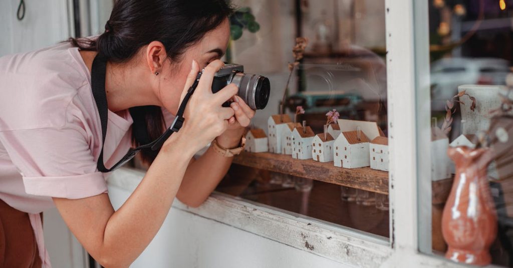 découvrez notre sélection de mini caméras compactes, idéales pour capturer vos moments précieux en toute discrétion. des vidéos de haute qualité dans un format ultra-portable, parfaites pour les aventuriers et les passionnés de photographie.