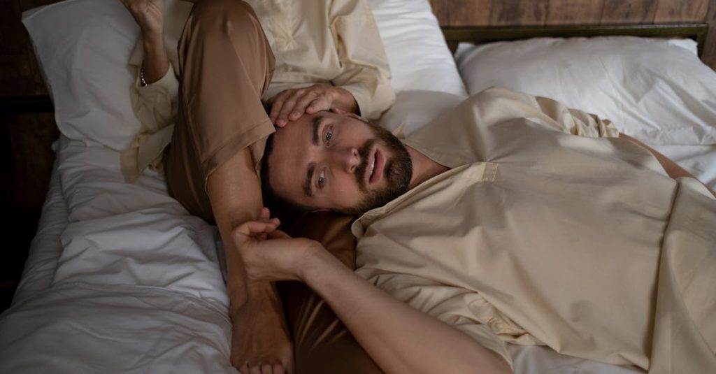 découvrez notre collection de pyjamas pour couples, alliant confort et style. parfaits pour des nuits douillettes et des moments complices, nos ensembles égayeront vos soirées à deux. optez pour la chaleur et l'unité avec nos designs assortis !